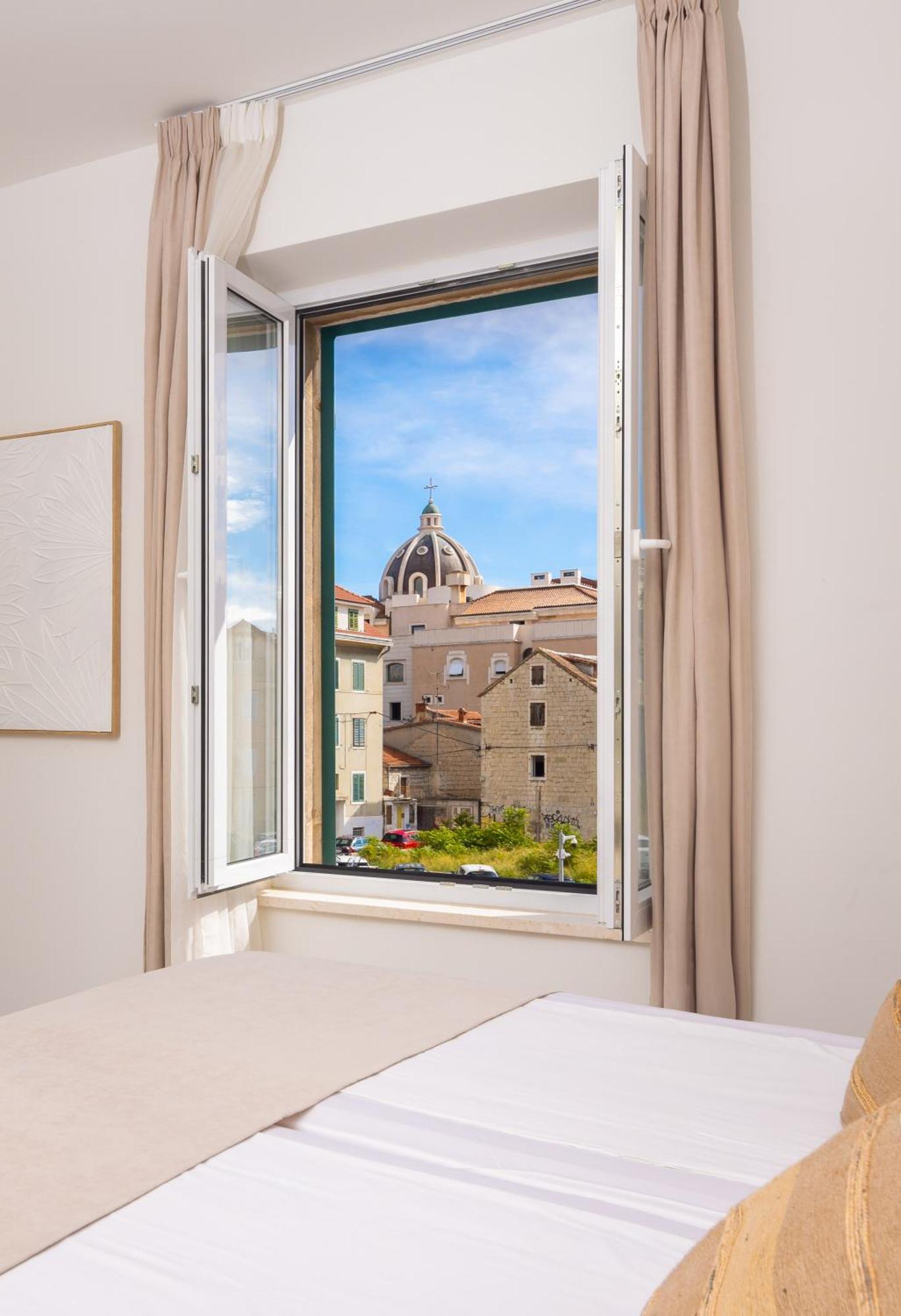 48 Rooms Split Buitenkant foto